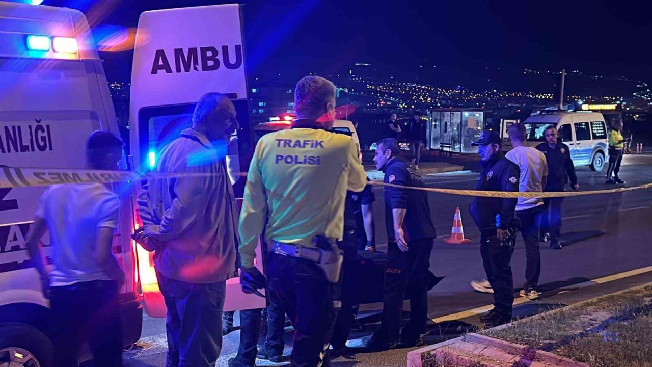 Tırın altında kalan motosiklet sürücüsü hayatını kaybetti