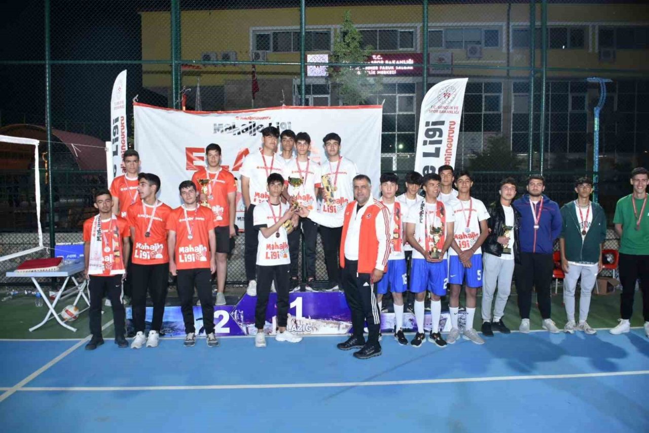 Elazığ’da mahalle ligi müsabakaları sona erdi