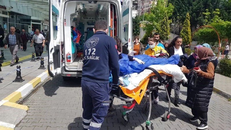 Yangında ağır yaralanan kadın İstanbul’a sevk edildi