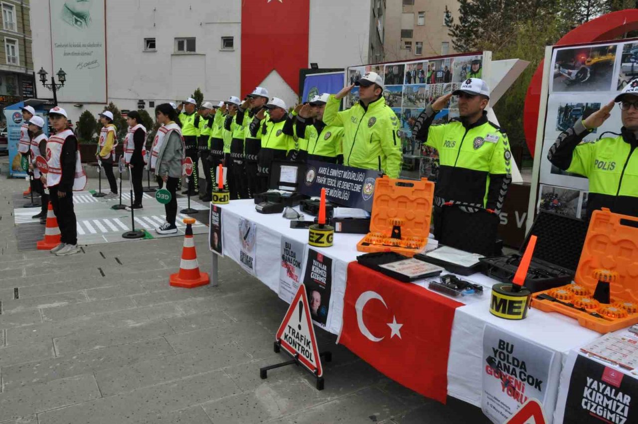 Kars’ta milli radar sistemine öğrencilerden yoğun ilgi