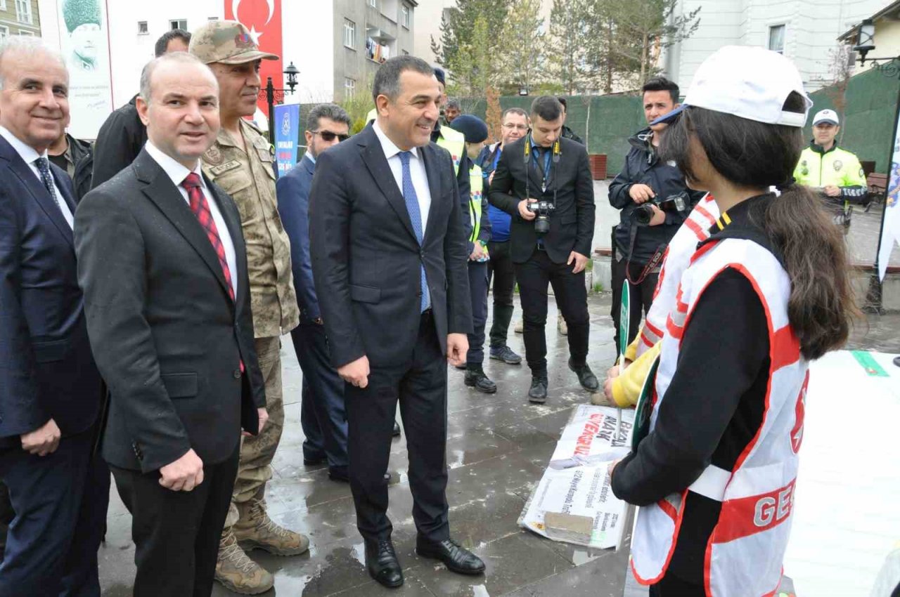 Kars’ta milli radar sistemine öğrencilerden yoğun ilgi