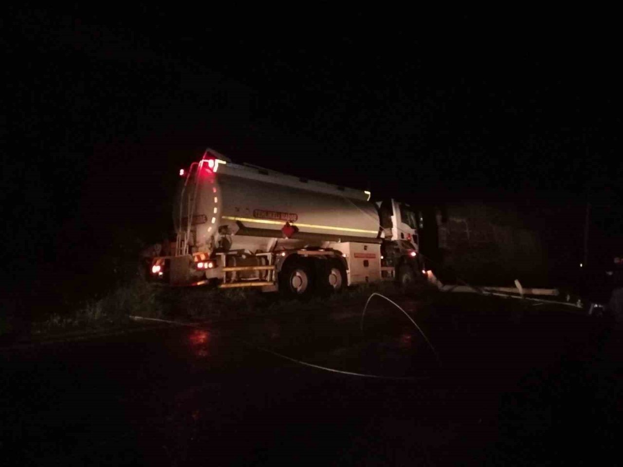 Köşk-Başçayır yolunda bir tır kazası daha