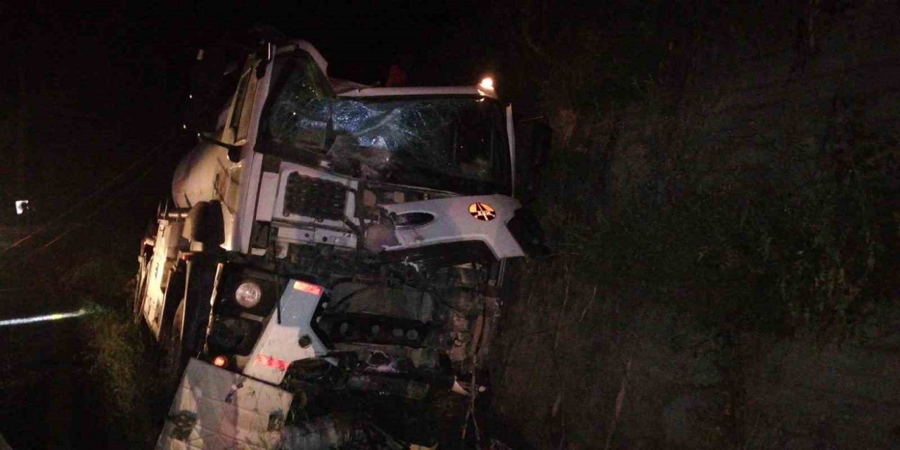 Köşk-Başçayır yolunda bir tır kazası daha
