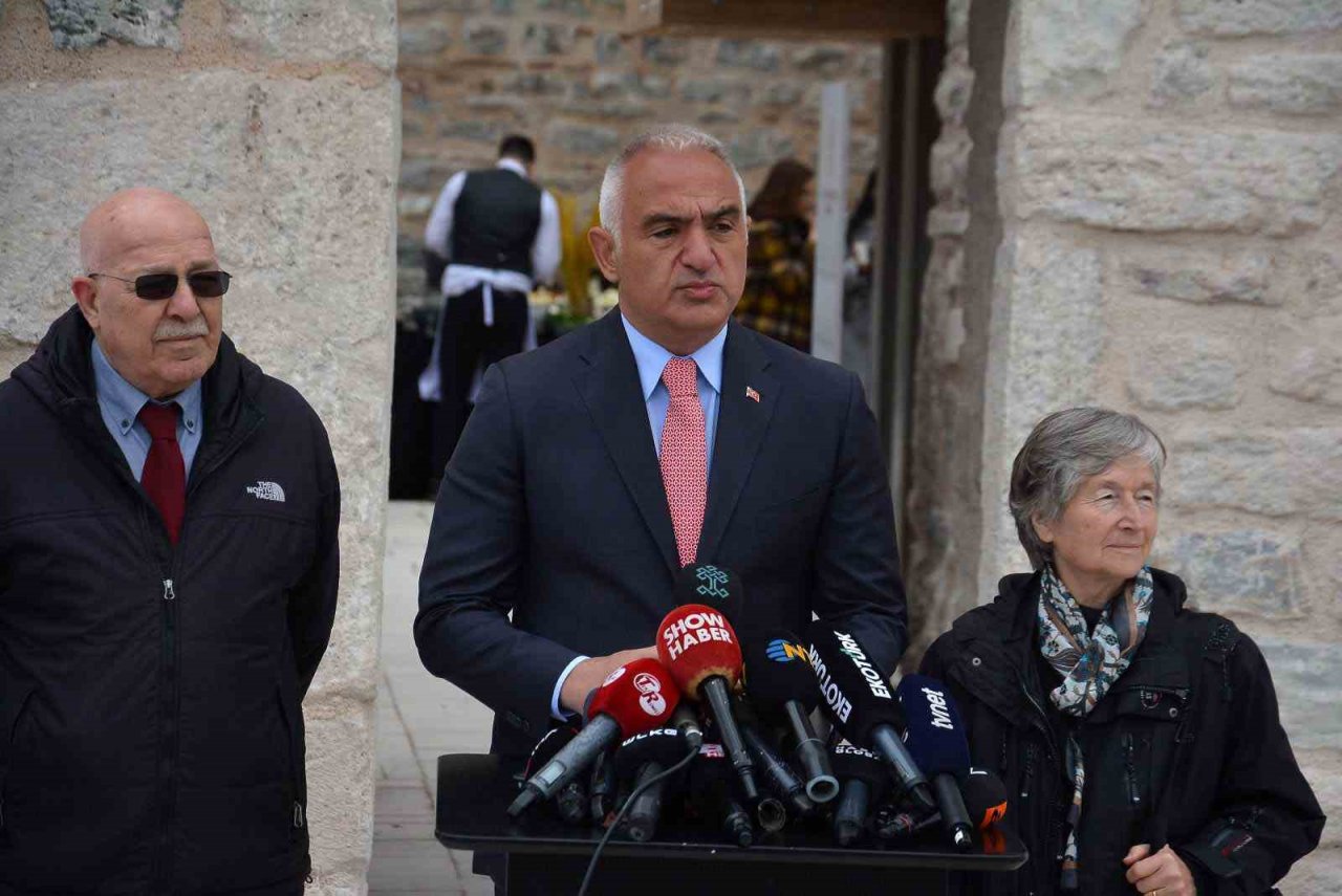 Kız Kulesi Sultan II. Mahmut dönemindeki orijinal haline kavuştu