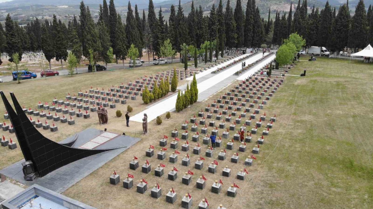 Soma maden şehitleri 9’uncu yılında dualarla anılacak