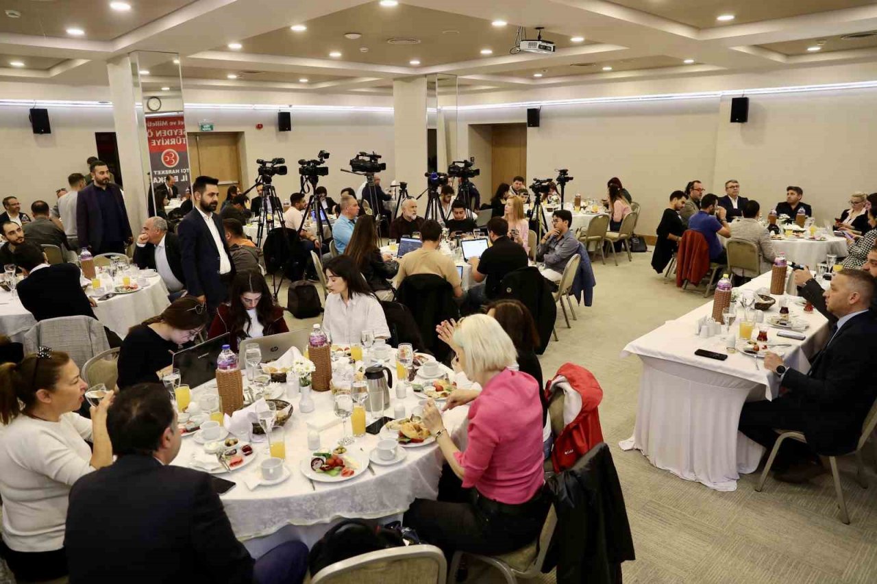 MHP’li Osmanağaoğlu: "İzmirli sandığa tıpış tıpış değil, gümbür gümbür gidecek"