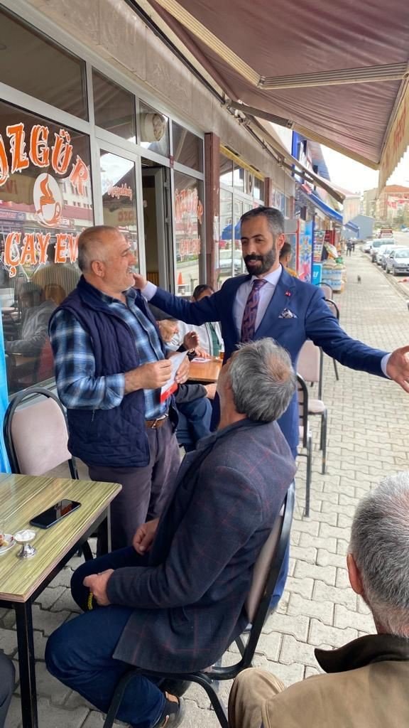 MHP adayları vites artırdı
