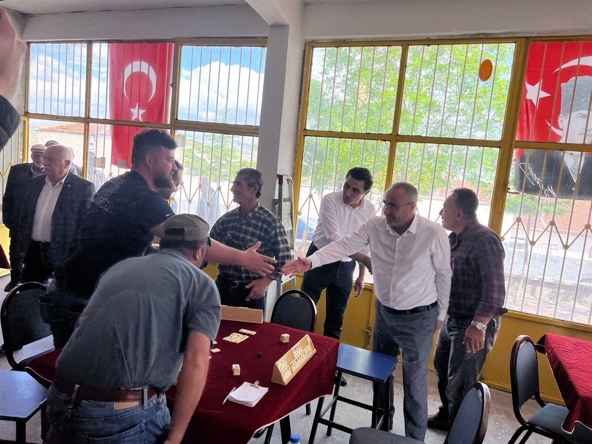 Dinç, köylülerin sorunlarını dinledi