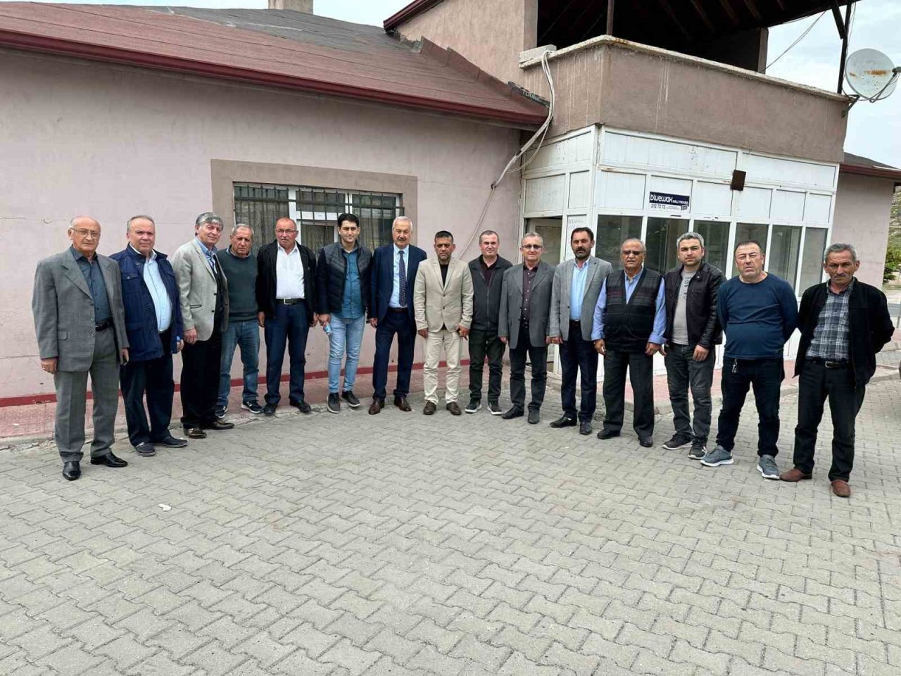 Dinç, köylülerin sorunlarını dinledi