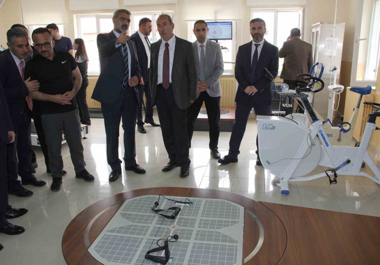 İç Anadolu’nun en büyük ’Sportif Performans Laboratuvarı’ Sivas’ta açıldı