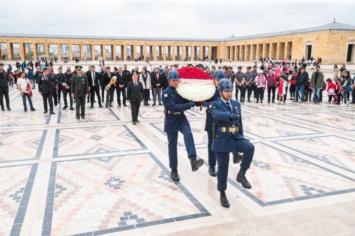 Samsunspor’un şampiyonluk kupası Anıtkabir’de
