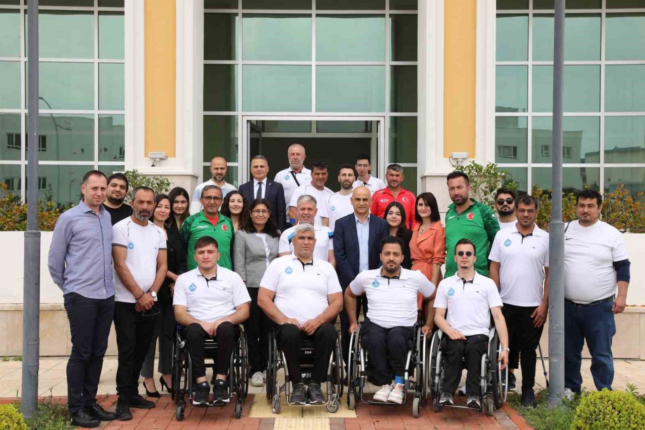 ALKÜ’de engelsiz spor konuşuldu