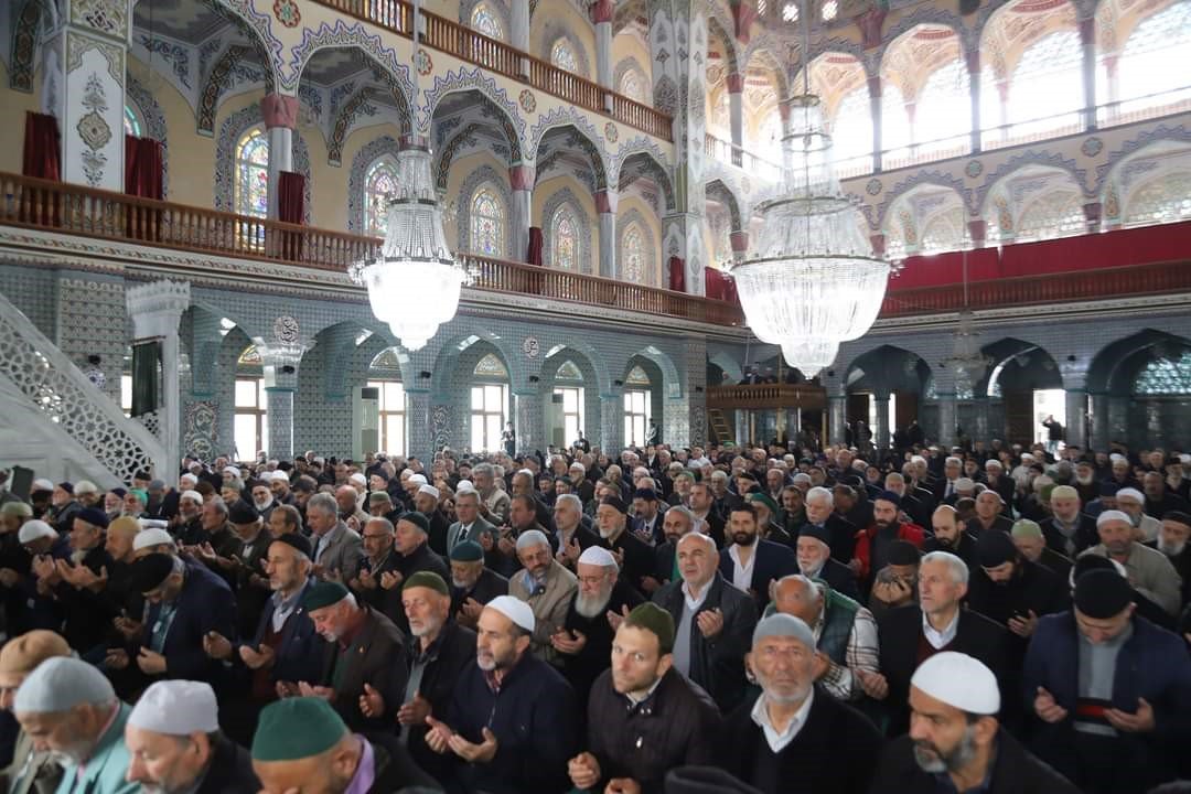 Çay sezonu Trabzon’da dualarla açıldı