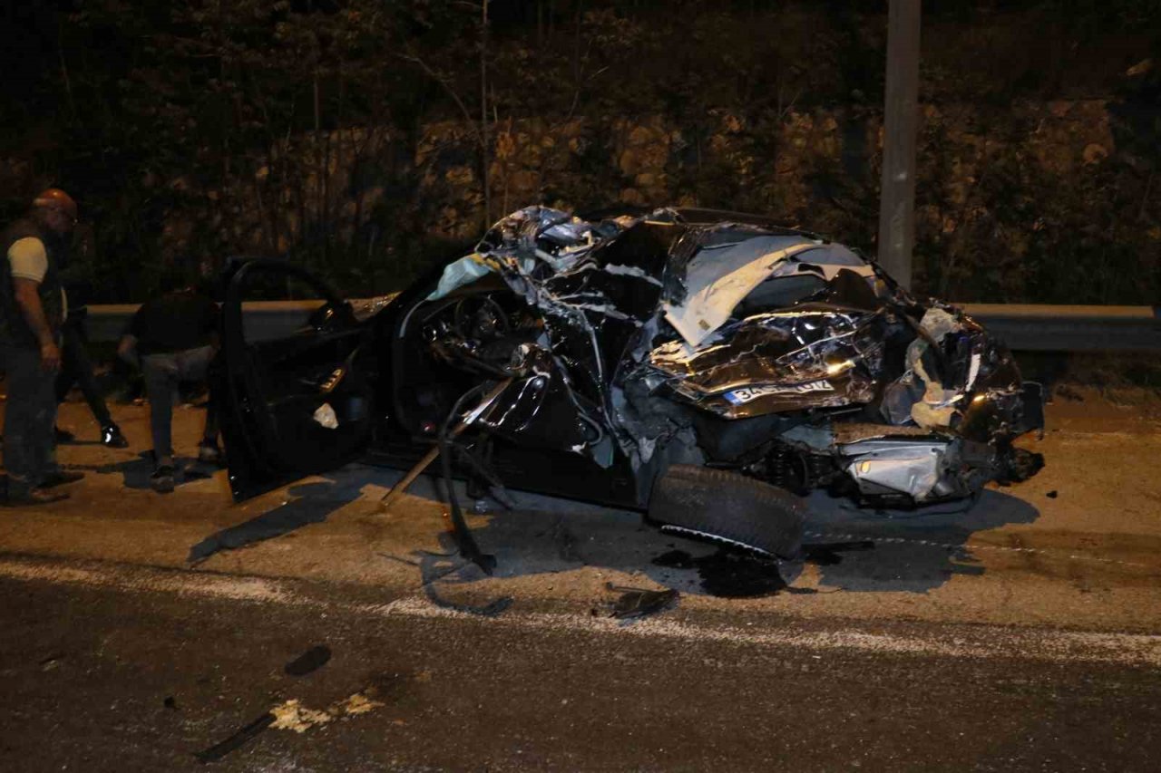 Adana’da 13 aracın karıştığı kazada kapanan otoyol ulaşıma açıldı