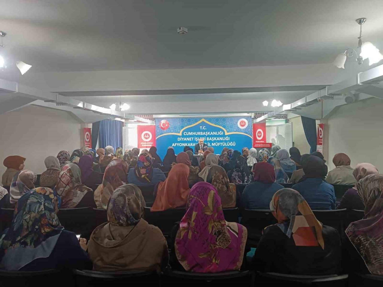 Afyonkarahisar’da ‘En Güvenliği Sığınağınız Aile’ konferansı