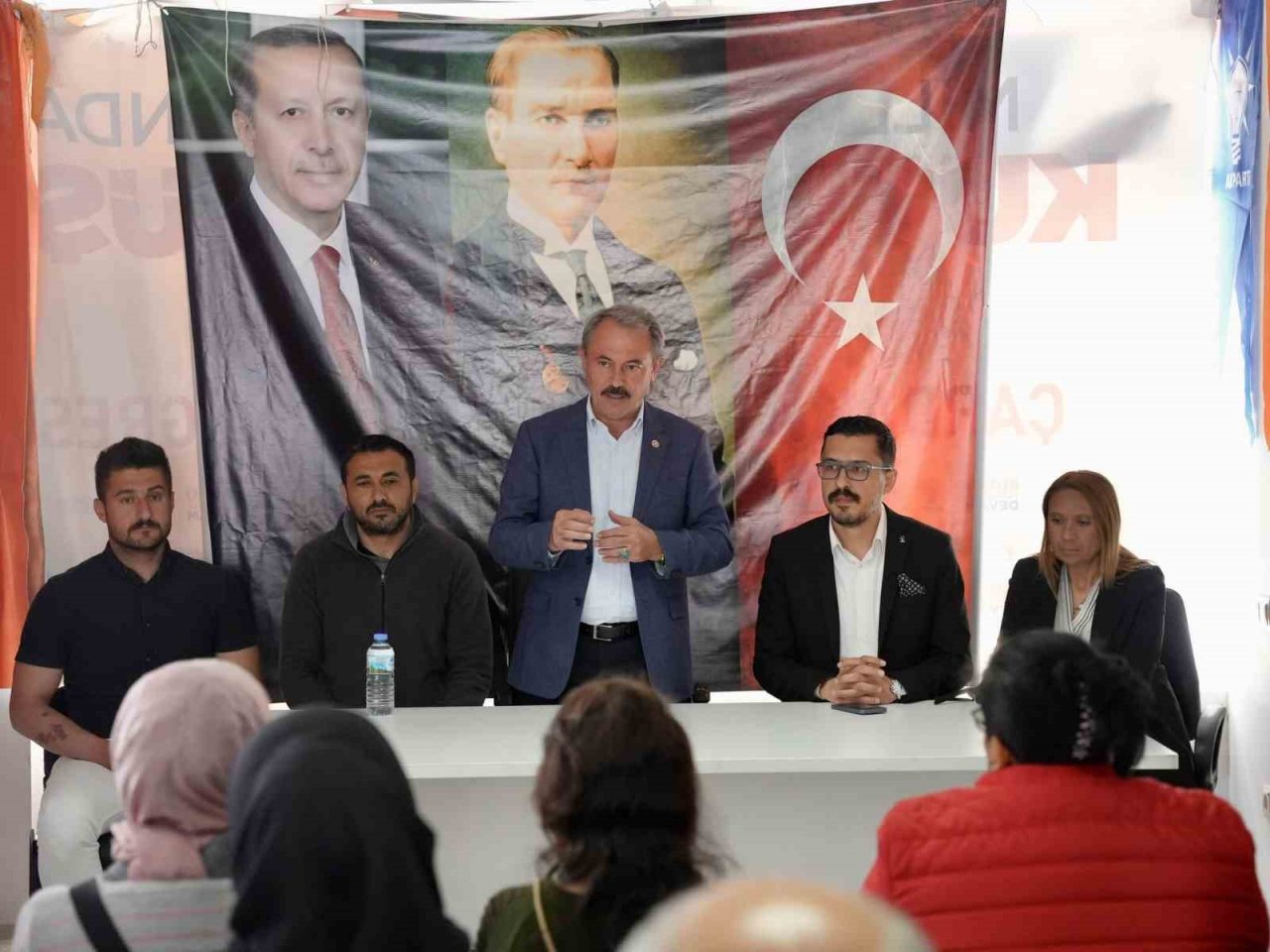 AK Partili Tin, “Türkiye Yüzyılı’nı omuz omuza inşa edeceğiz”