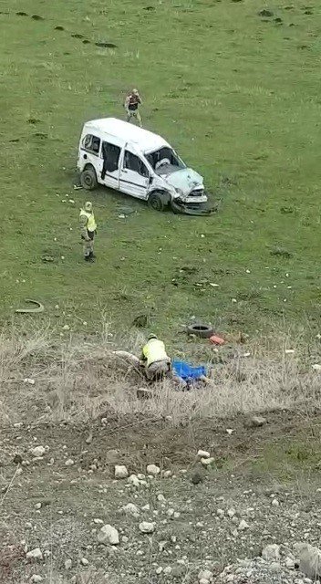 Çıldır’da trafik kazası: 1 ölü, 2 yaralı