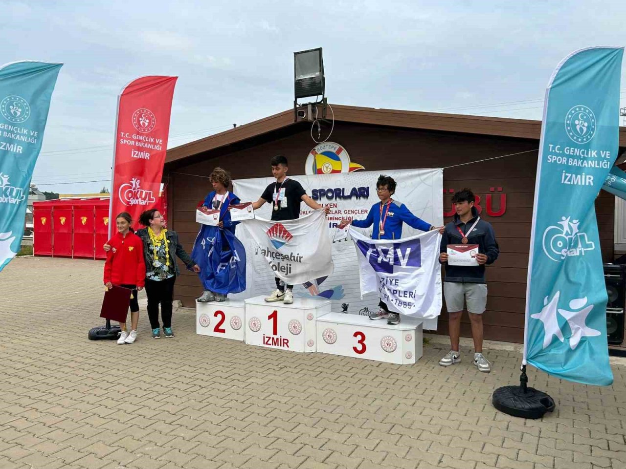 Ayvalıklı yelkenci Nurhayat’tan yepyeni bir başarı daha