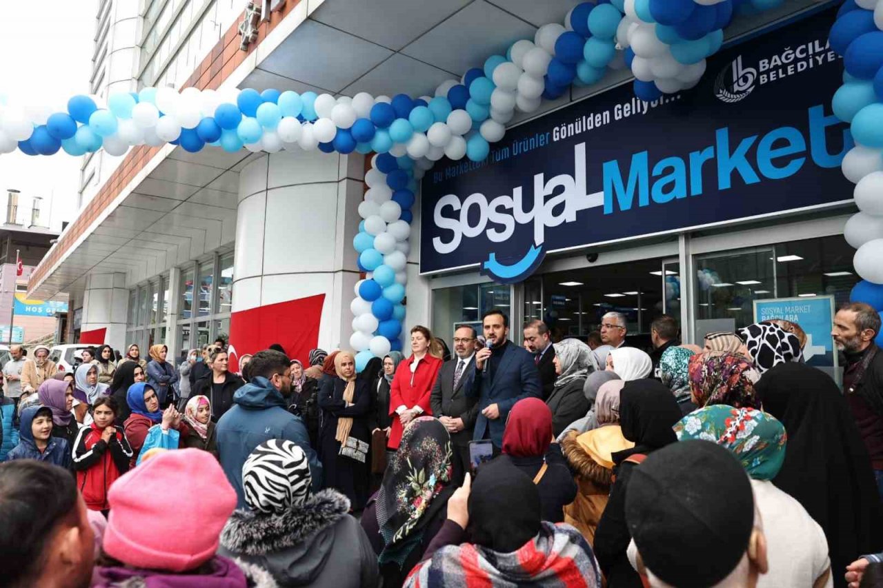 Bağcılar’da ihtiyaç sahipleri için ‘Sosyal Market’ açıldı
