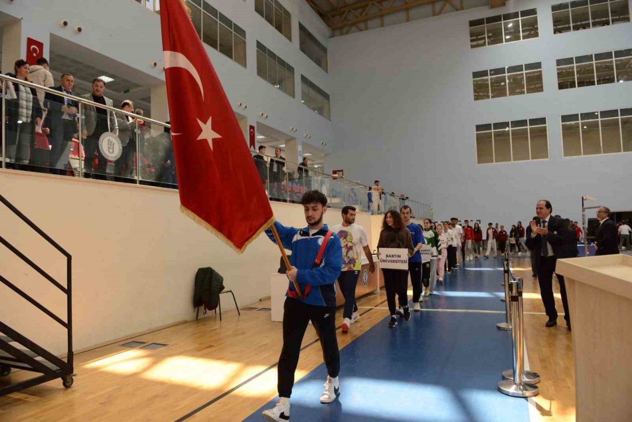 Teakwondo’nun kalbi BARÜ’de atıyor