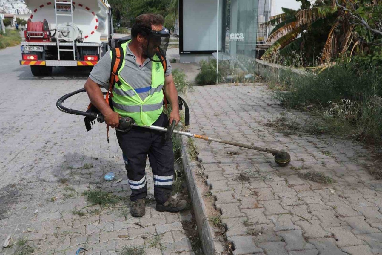 Toplu Temizlik Etkinliği başladı