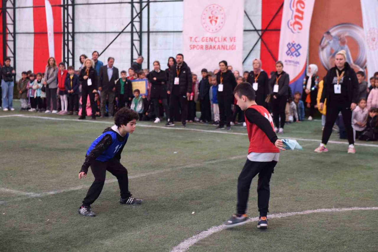 Geleneksel Çocuk Oyunları Şenlikleri yapıldı