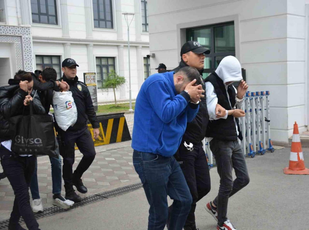 Vicdansız çete çökertildi