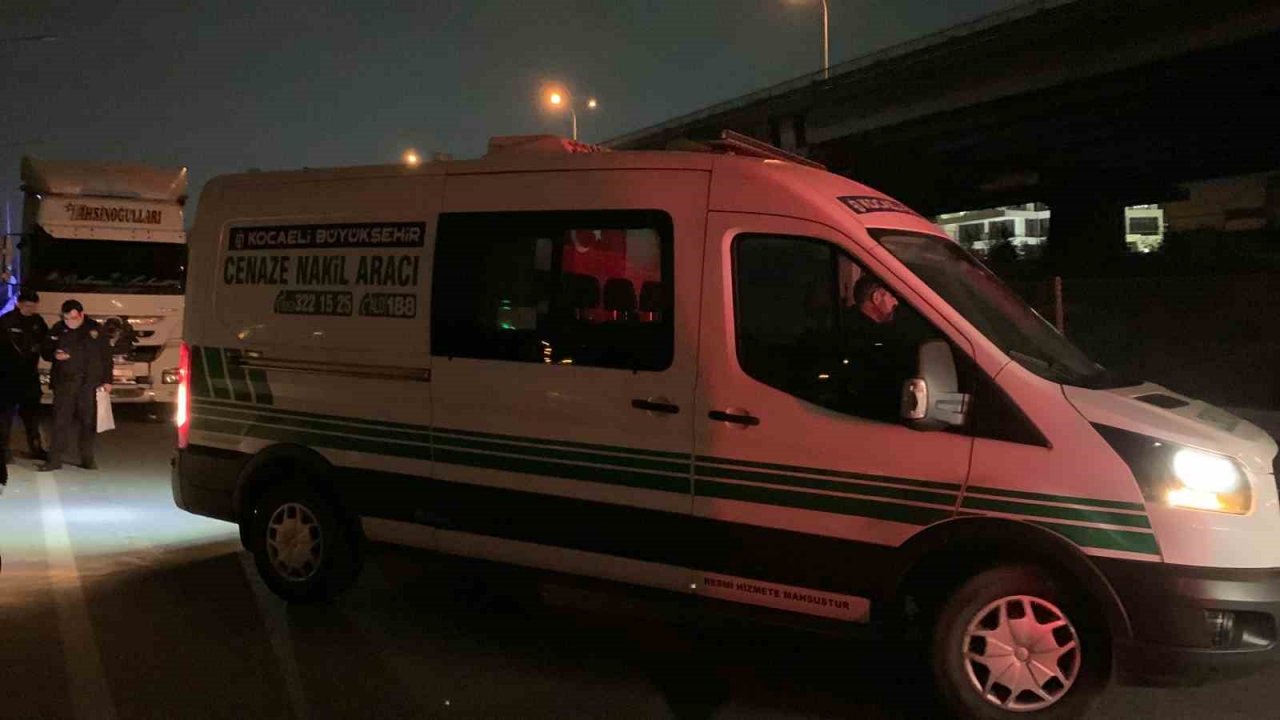 Tırın çarptığı yaya hayatını kaybetti