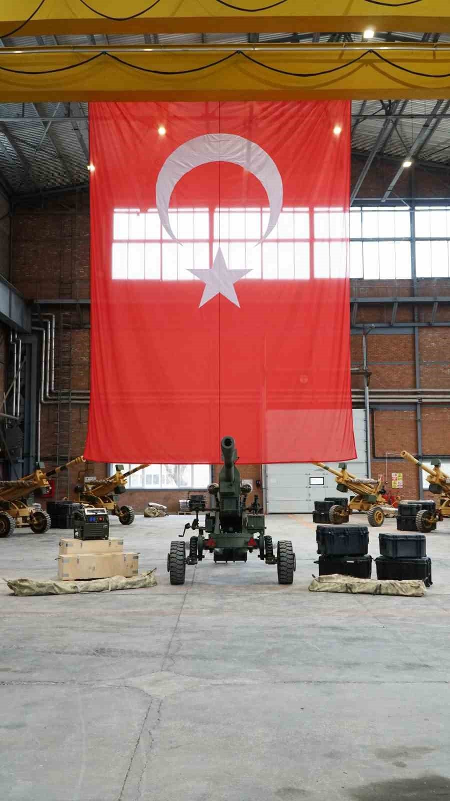 Kara Kuvvetleri Komutanlığına “Boran Obüsü”