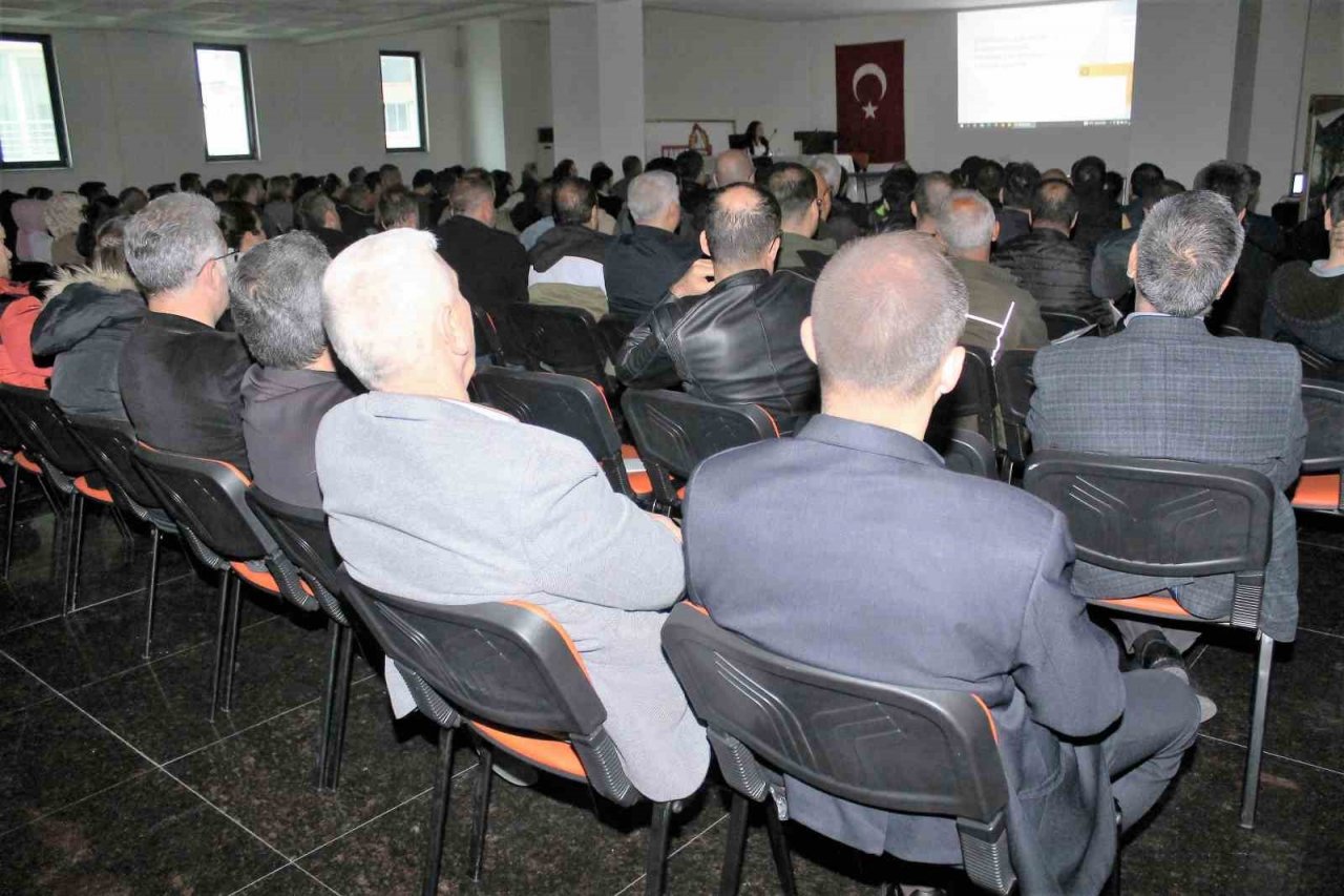 Manyas’ta sandık başkanlarına eğitim verildi