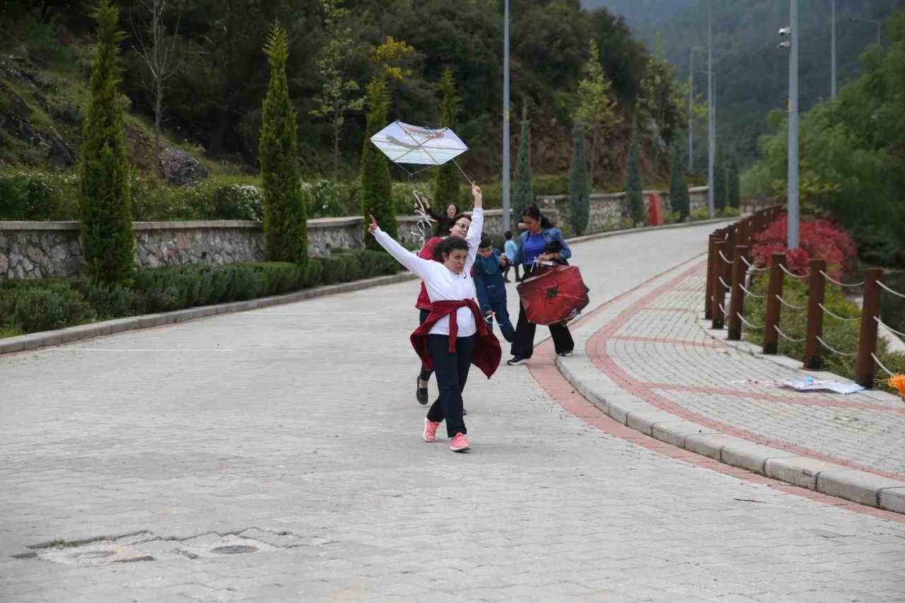 Merkezefendi Belediyesi Engelliler Haftasında özel bireyleri unutmadı