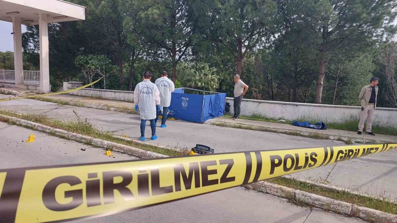 Sokakta bulunan kadın cesediyle ilgili aranan şüpheli İzmir’de yakalandı