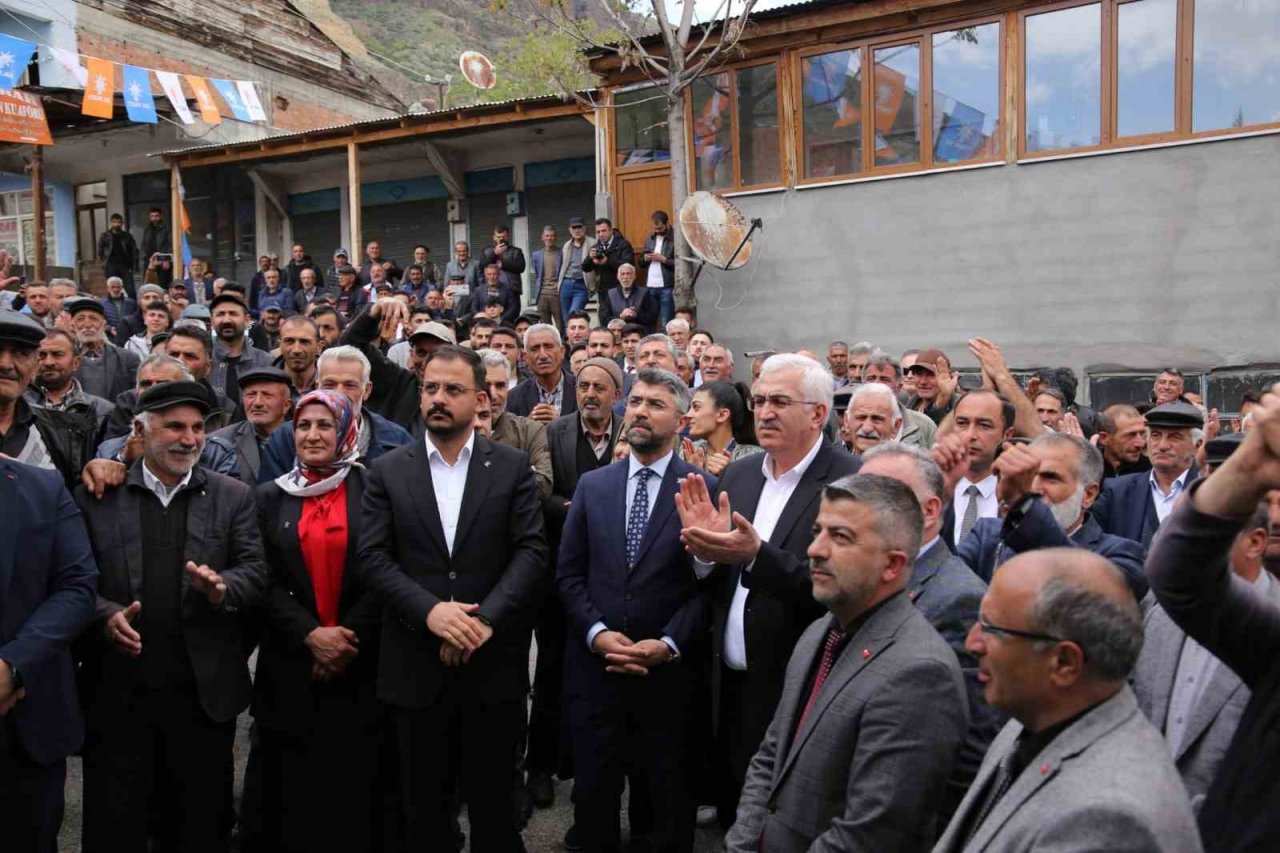 Ak Parti’den Hınıs çıkarması