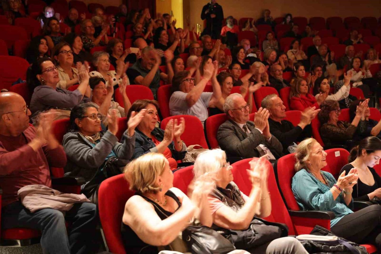 Tazelenme Üniversitesi öğrencilerinden ikinci konser