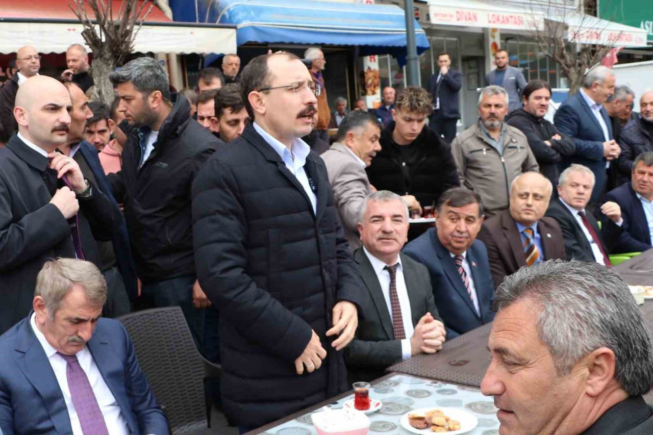 Ticaret Bakanı Muş: "Algı operasyonlarına, toplum mühendisliklerine bu toplum şimdiye kadar pabuç bırakmadı"