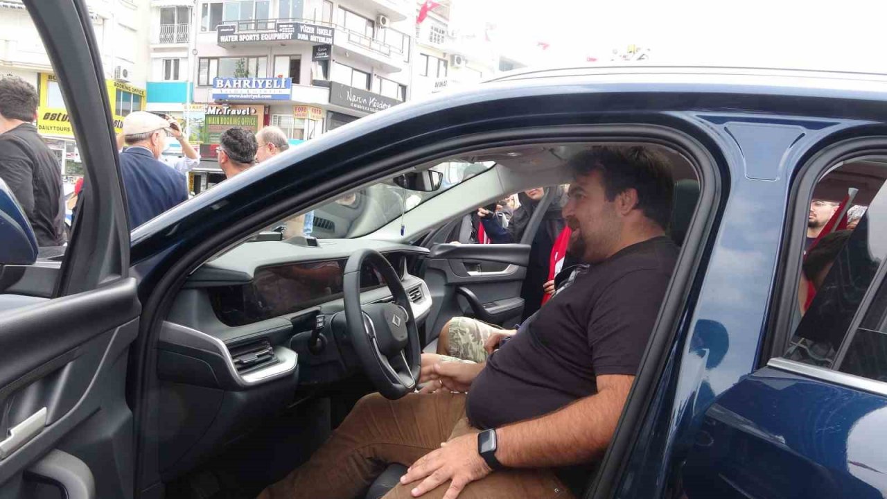 Marmaris’te TOGG’a büyük ilgi