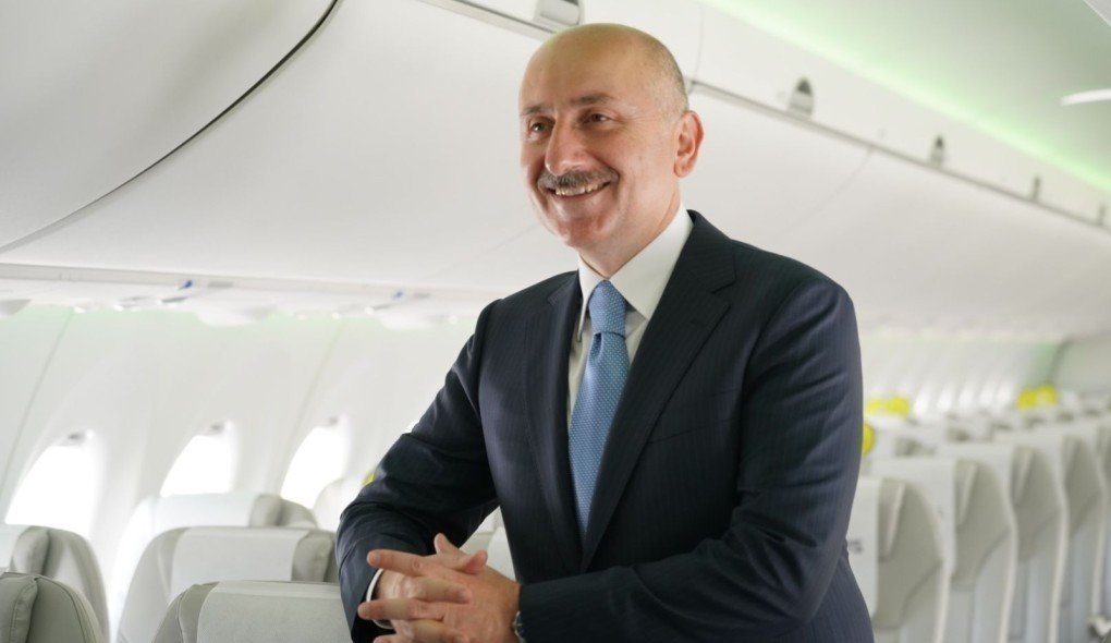 Bakan Karaismailoğlu: “Havalimanlarımızda 4 ayda yaklaşık 55 milyon yolcu ağırladık”