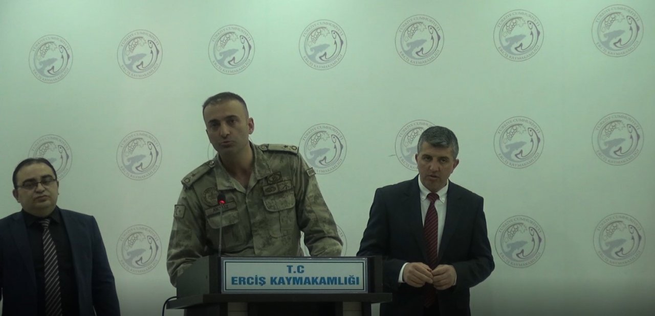 Erciş’te seçimde görev alacaklar için eğitim toplantısı yapıldı