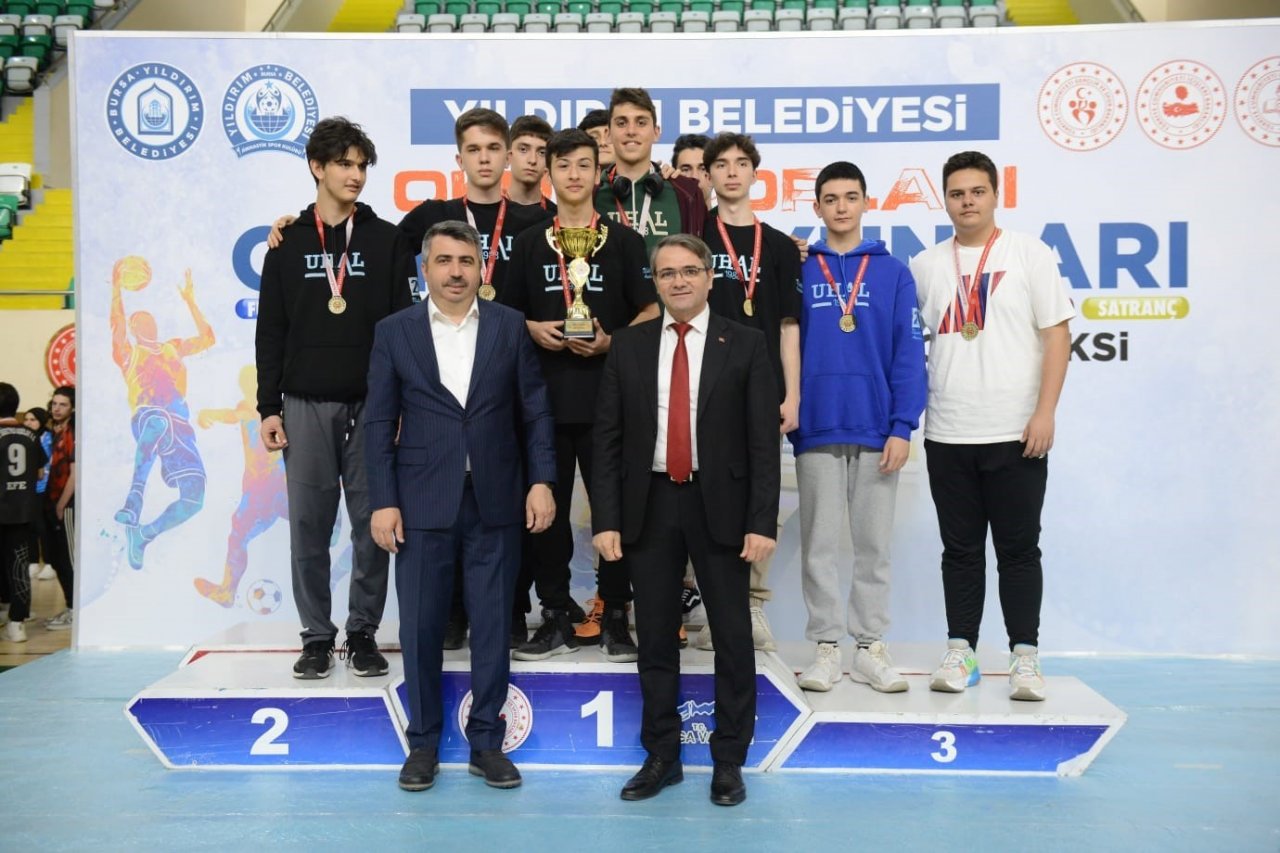 Yıldırım Belediyesi Okul Sporları Şenliği tamamlandı