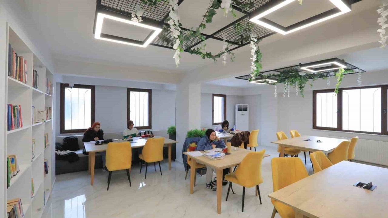 Başakşehir’de eğitim yeni yatırımlarla güçleniyor