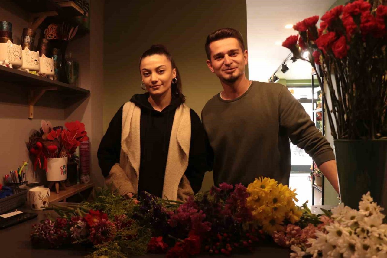 Çiçekçilerde ‘Anneler Günü’ telaşı