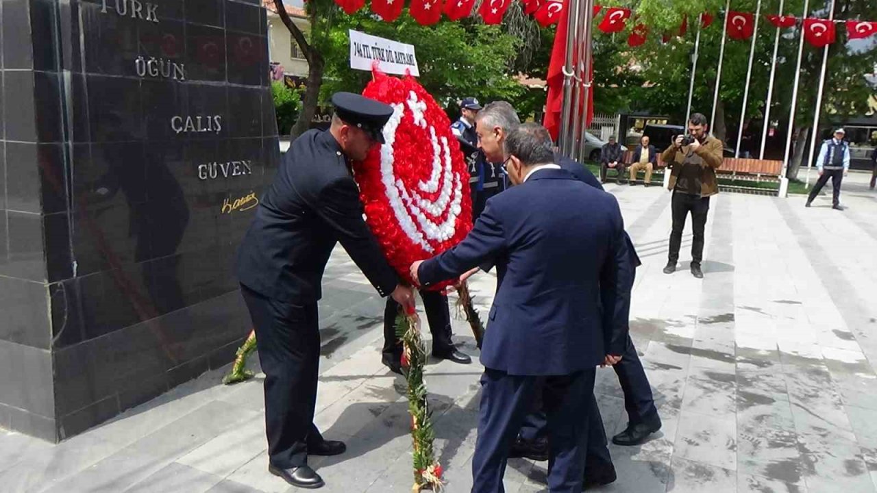 Karaman’da 746. Türk Dil Bayramı törenle kutlandı