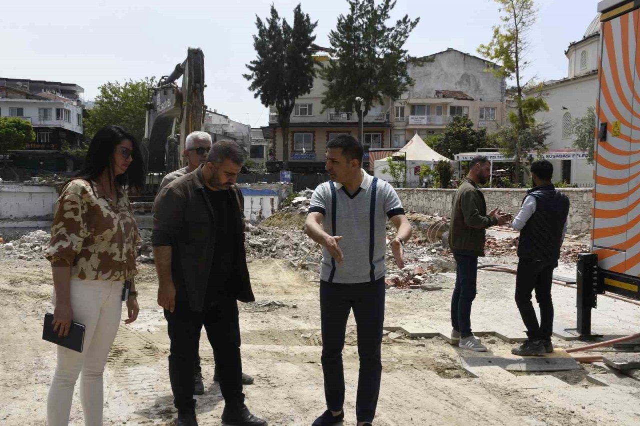 Kuşadası Kent Meydanı ile modern bir yaşam alanına kavuşacak