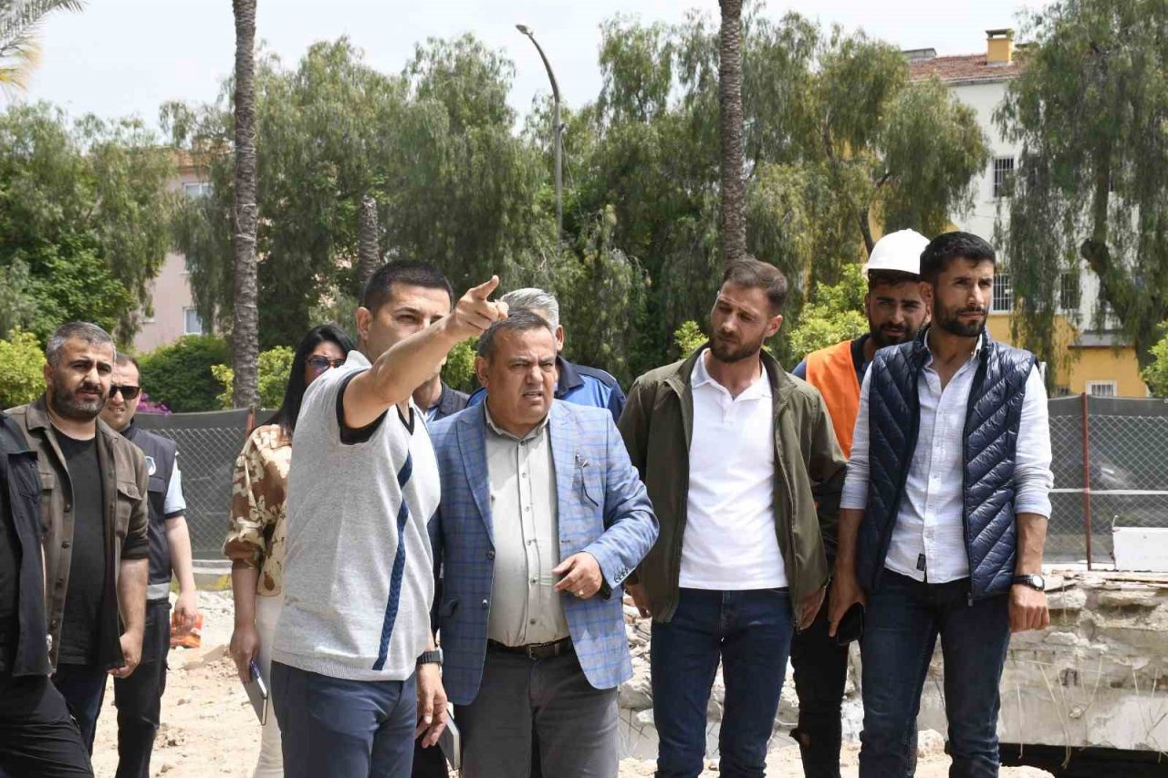 Kuşadası Kent Meydanı ile modern bir yaşam alanına kavuşacak