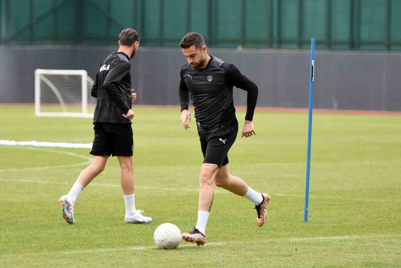 Manisa FK, Tuzlaspor hazırlıklarını sürdürüyor