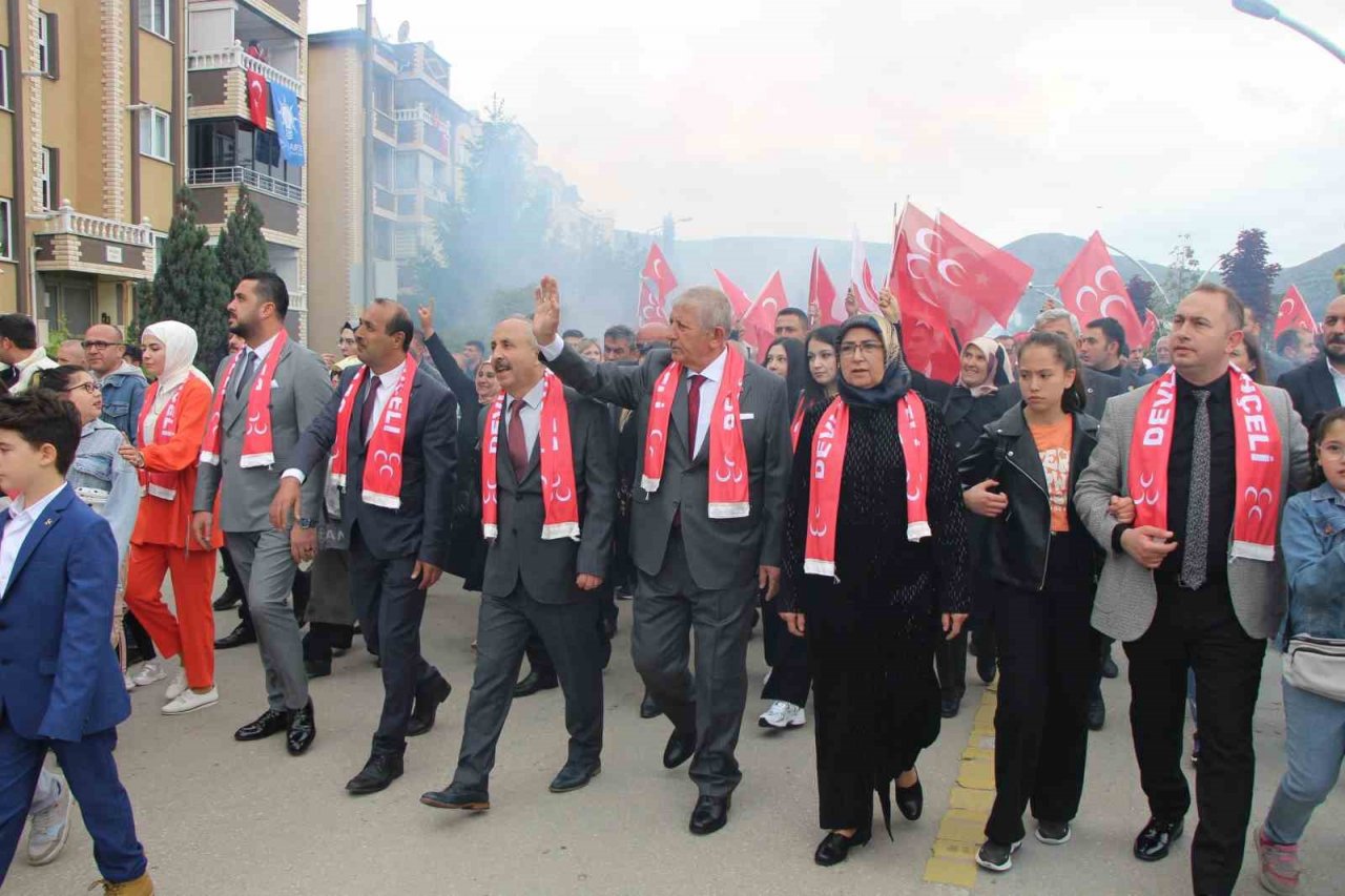 Mehmet Sarı Amasyalılara seslendi: “Boş lafa, şantaja ayıracak zamanımız yok”