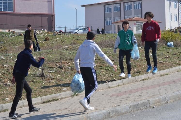 Öğrencilerden çevre duyarlılığı