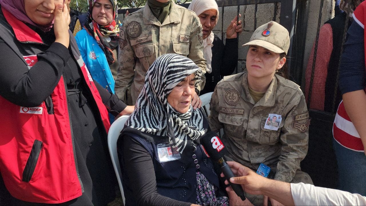 Hatay şehidini uğurladı