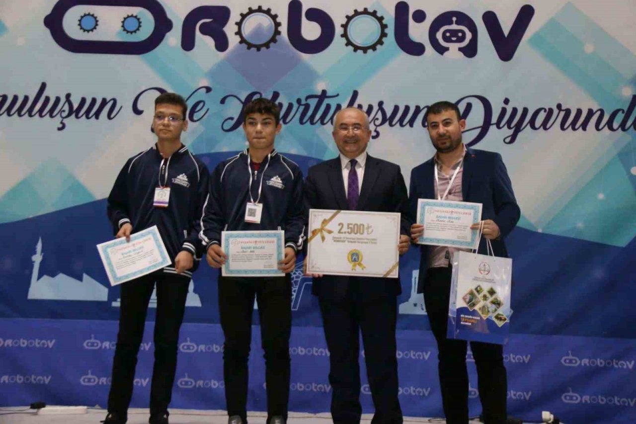 Tavşanlı’da “Robotav 2023” isimli robot yarışması