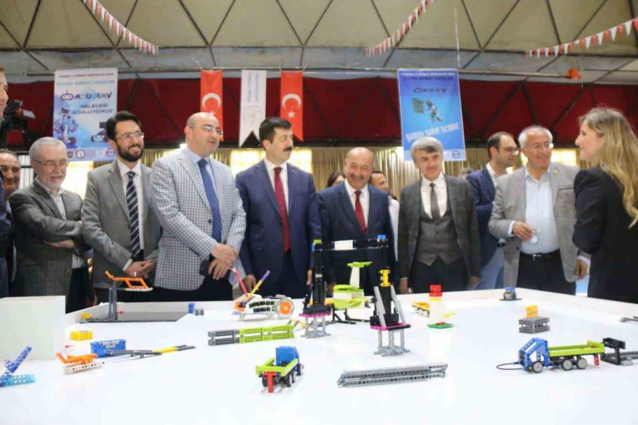 Tavşanlı’da “Robotav 2023” isimli robot yarışması